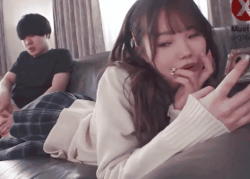 사촌오빠 꼬시는 그녀