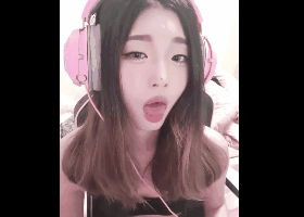 아헤가오 표정이 일품인