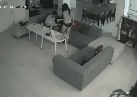 여직원들 퇴근안시키고 하나씩